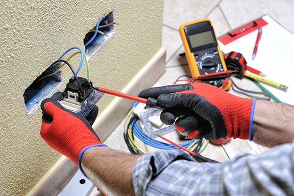 Centralización de contadores en comunidad de vecinos de Alcalá de Henares